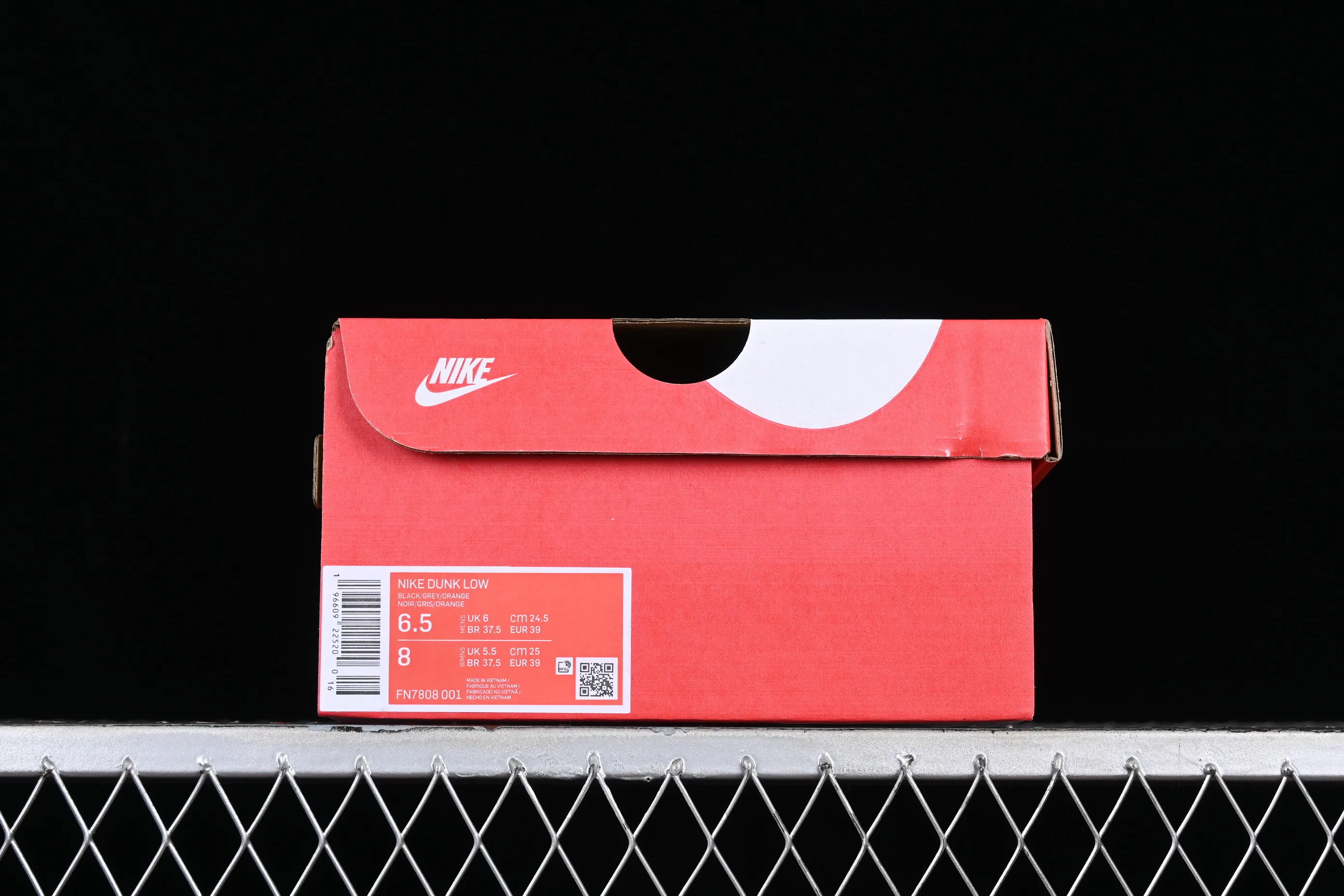 All categories Nk SB Dunk series Nk SB Dunk Low low-top sneakers Nk Dunk Low "Mini Orange Swoosh" SB low-top sports and leisure sneakers FN7808-001